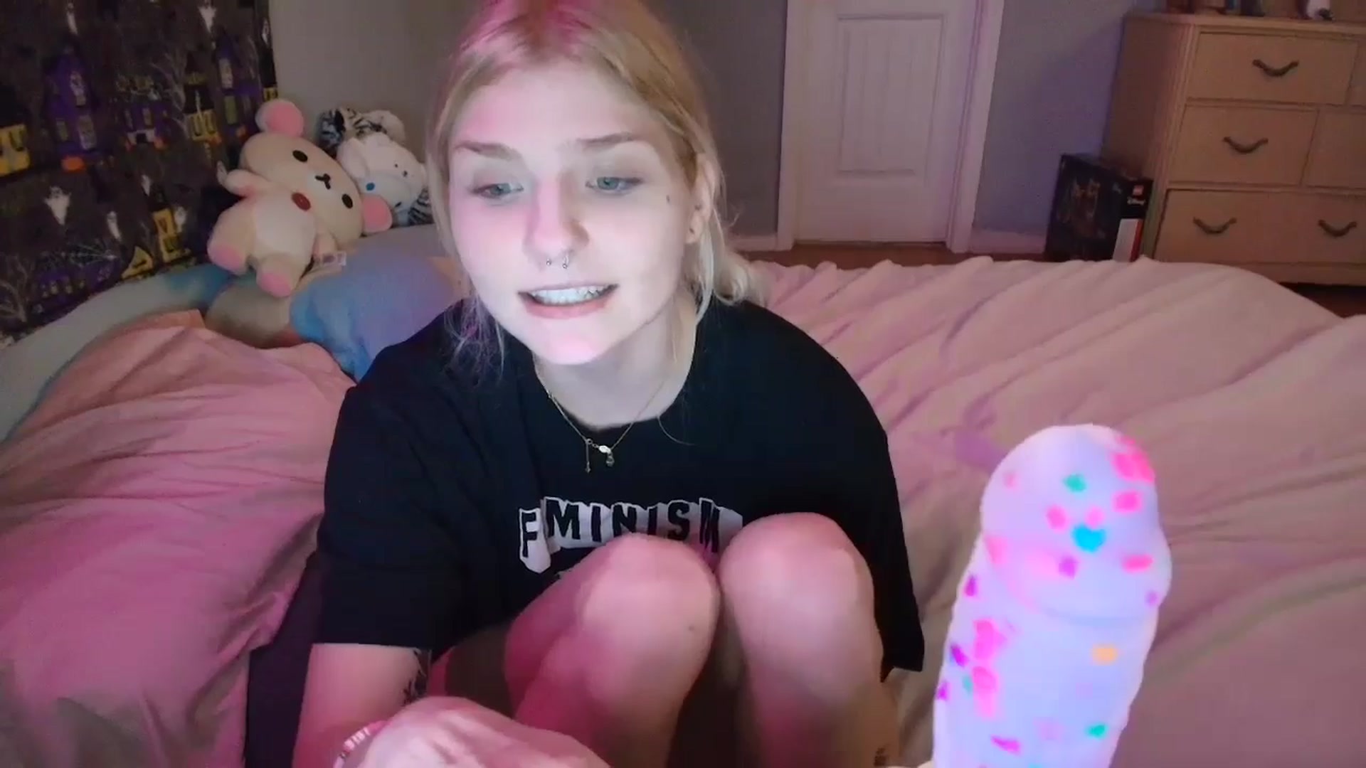 Gallery image thumbnail from DuckChan0's myfreecams stream on, 02/02/2025, 18:01 image 6 of 20