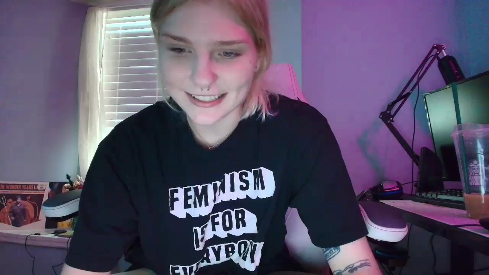 Gallery image thumbnail from DuckChan0's myfreecams stream on, 02/02/2025, 19:34 image 20 of 20