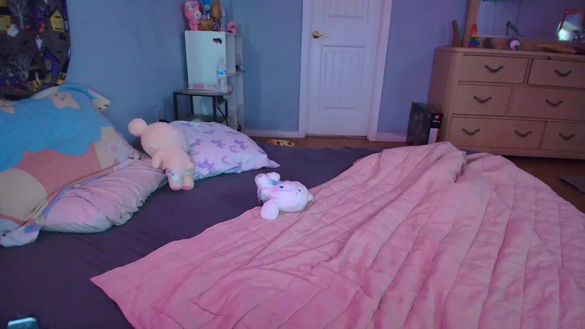 Gallery image thumbnail from DuckChan0's myfreecams stream on, 02/04/2025, 14:23 image 4 of 20