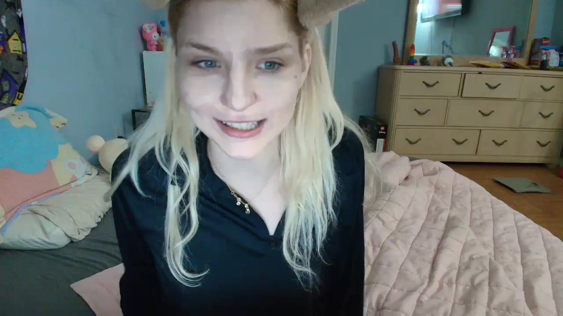 Gallery image thumbnail from DuckChan0's myfreecams stream on, 02/04/2025, 14:23 image 1 of 20
