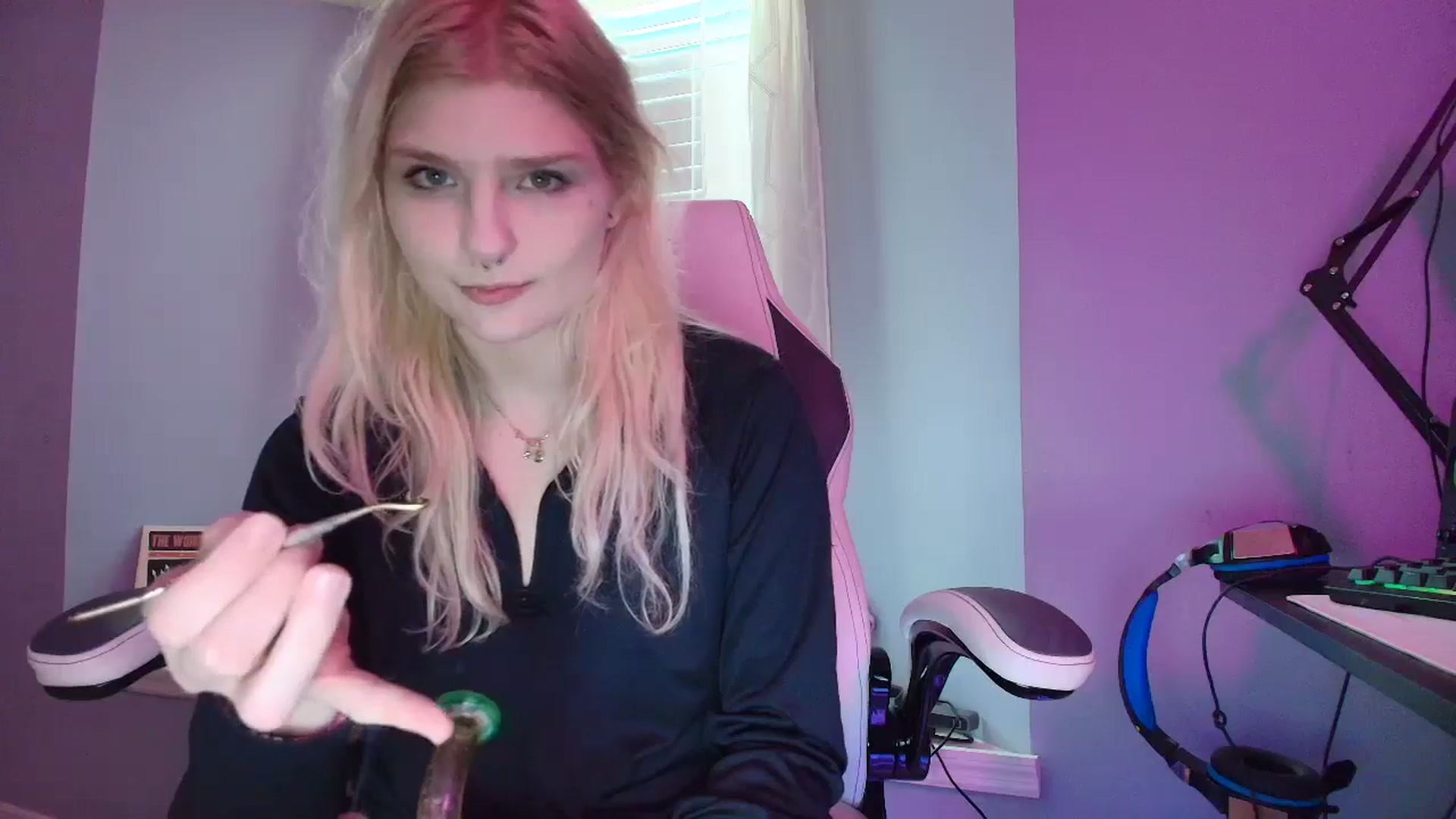 Gallery image thumbnail from DuckChan0's myfreecams stream on, 02/04/2025, 16:39 image 7 of 20