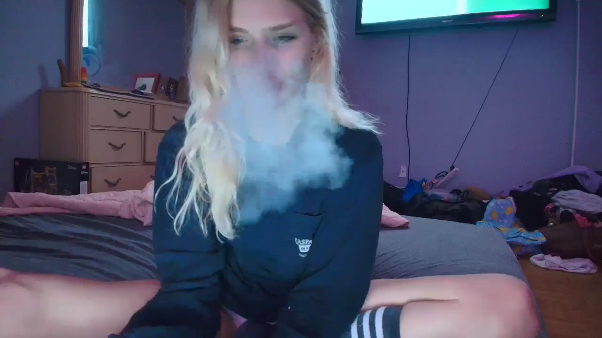 Gallery image thumbnail from DuckChan0's myfreecams stream on, 02/07/2025, 01:49 image 12 of 20