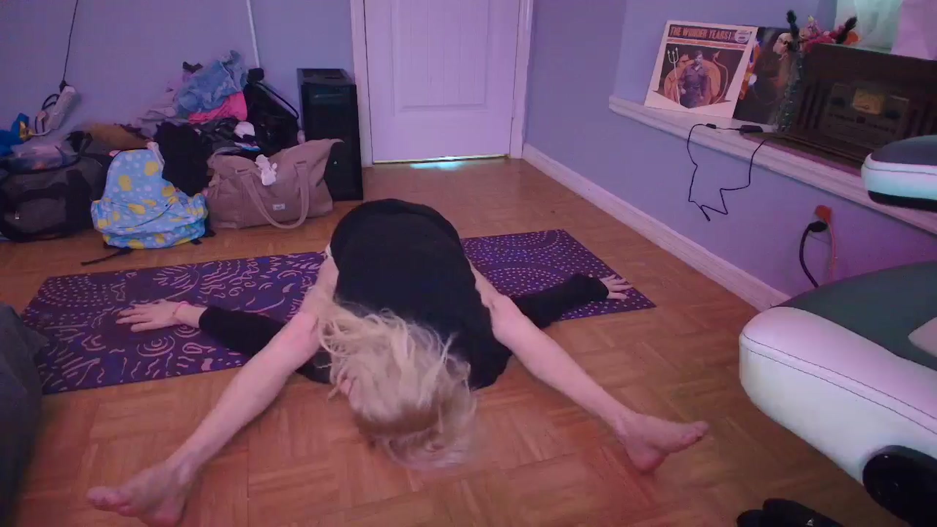 Gallery image thumbnail from DuckChan0's myfreecams stream on, 02/07/2025, 14:57 image 12 of 20