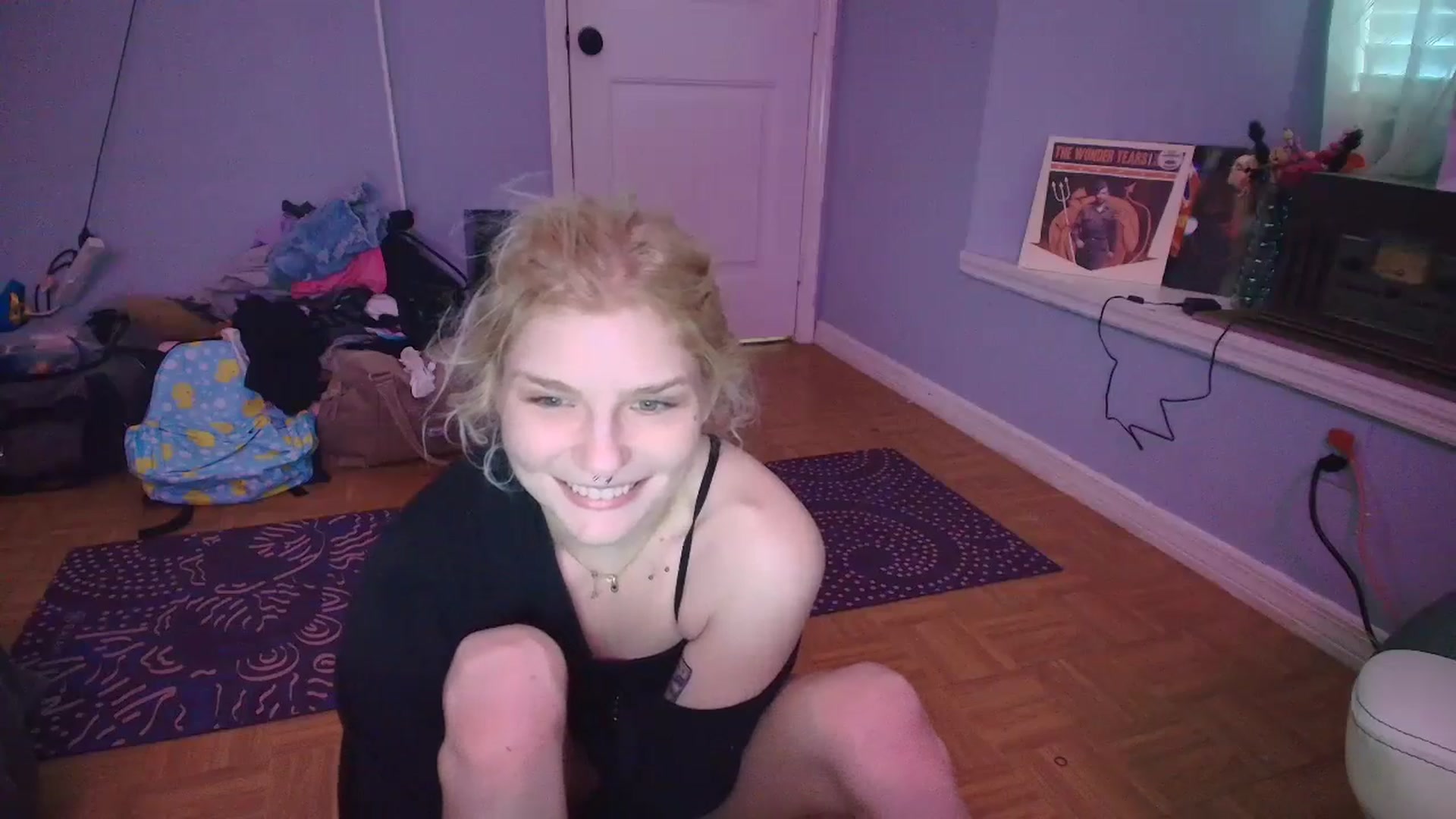 Gallery image thumbnail from DuckChan0's myfreecams stream on, 02/07/2025, 14:57 image 9 of 20