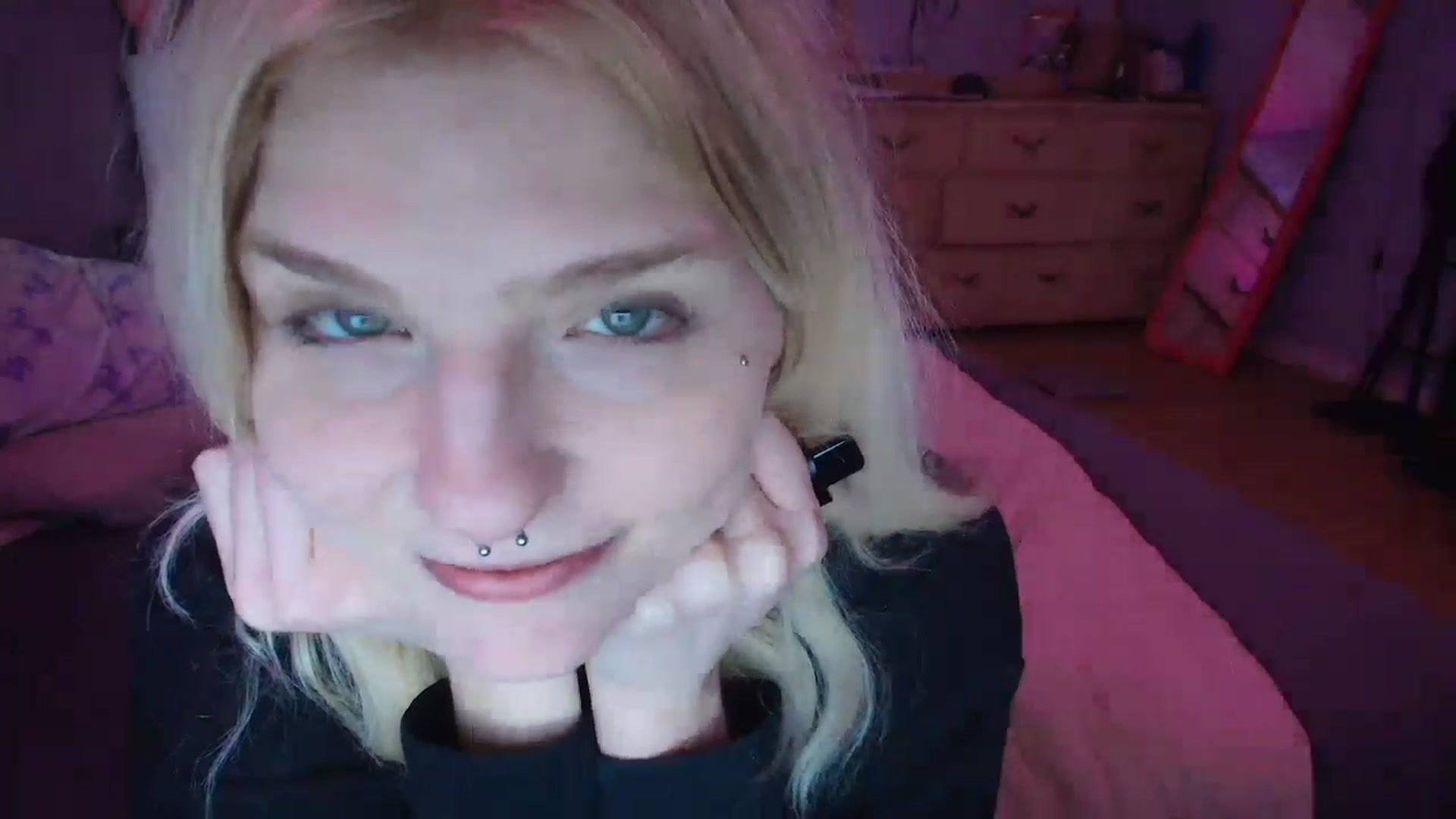 Gallery image thumbnail from DuckChan0's myfreecams stream on, 02/07/2025, 16:42 image 19 of 20