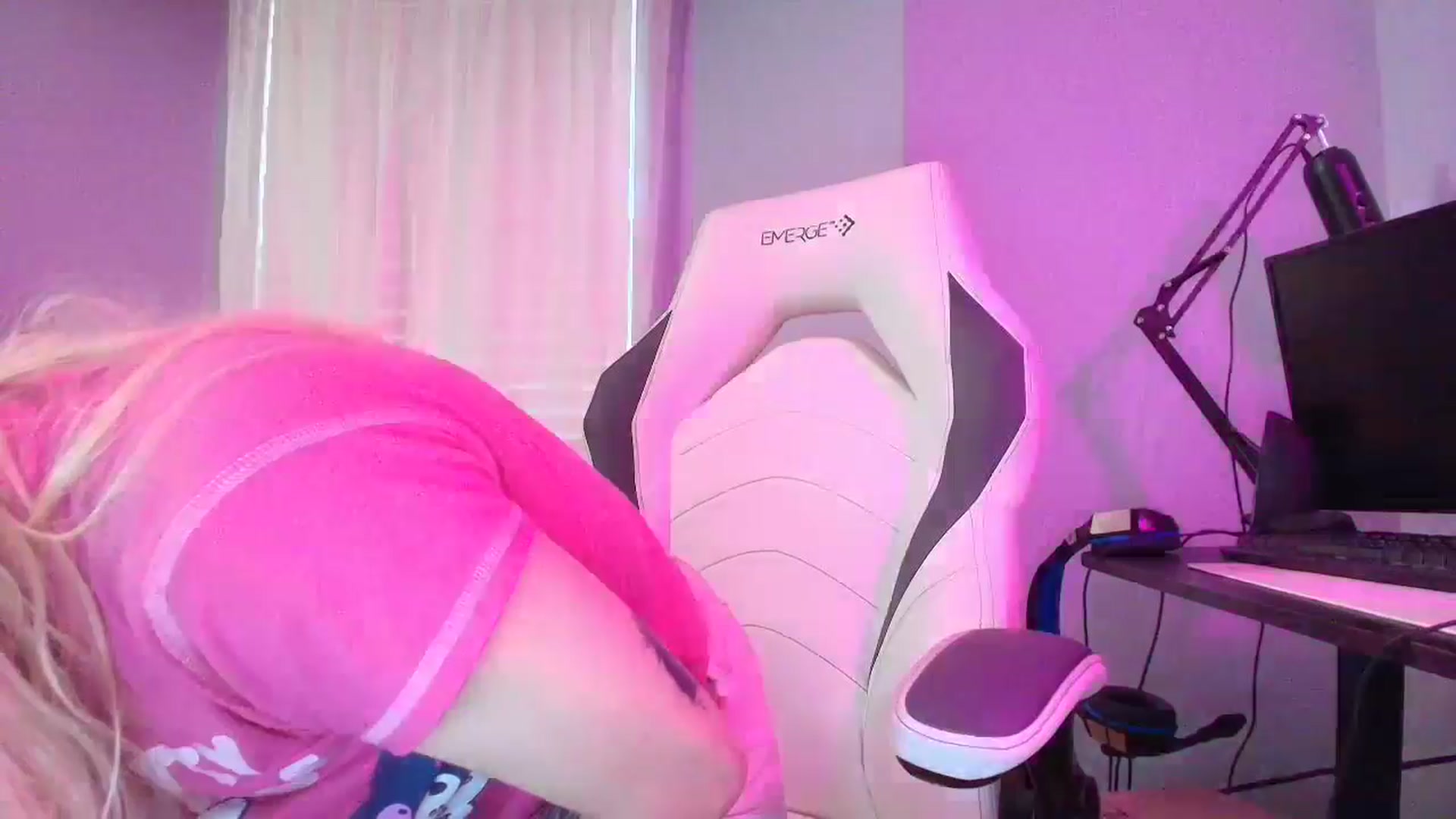 Gallery image thumbnail from DuckChan0's myfreecams stream on, 02/11/2025, 13:24 image 3 of 20