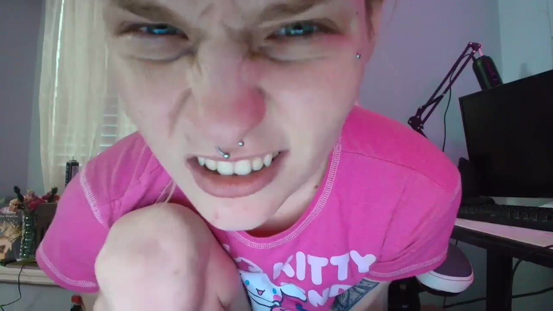 Gallery image thumbnail from DuckChan0's myfreecams stream on, 02/11/2025, 13:24 image 9 of 20