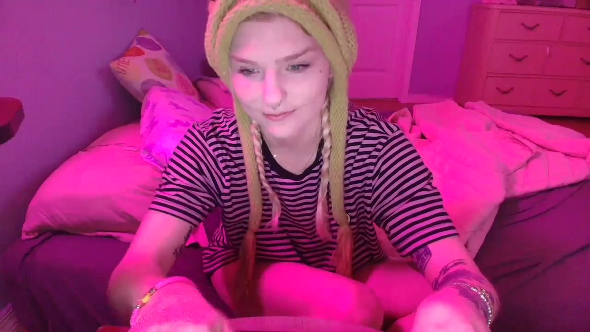 Gallery image thumbnail from DuckChan0's myfreecams stream on, 02/13/2025, 13:58 image 20 of 20