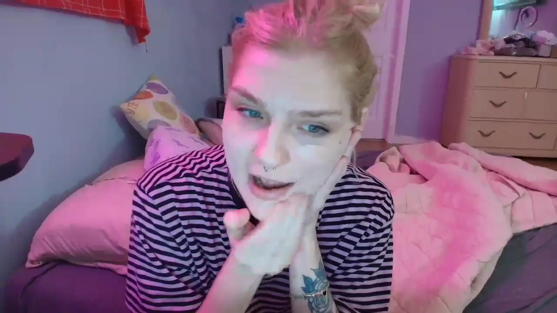 Gallery image thumbnail from DuckChan0's myfreecams stream on, 02/13/2025, 13:58 image 5 of 20