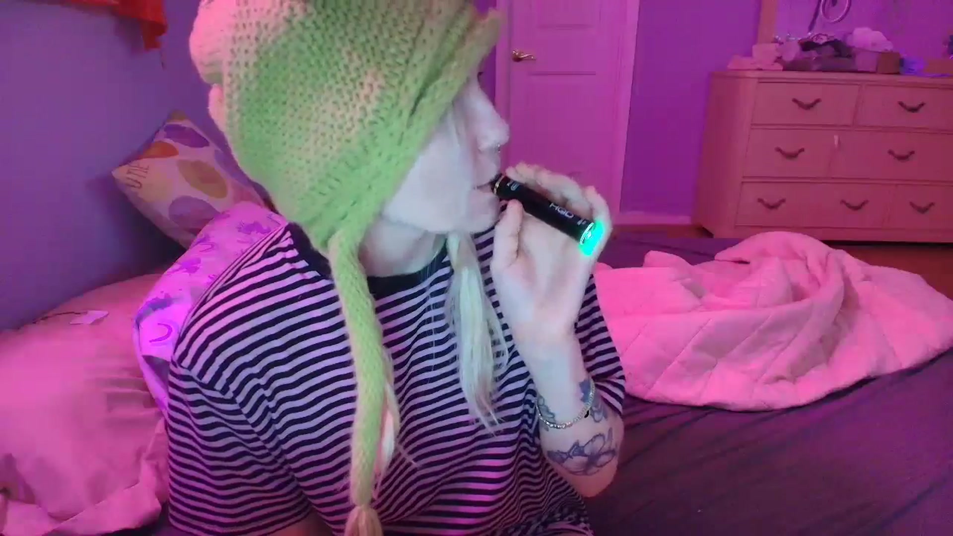 Gallery image thumbnail from DuckChan0's myfreecams stream on, 02/13/2025, 14:47 image 6 of 20