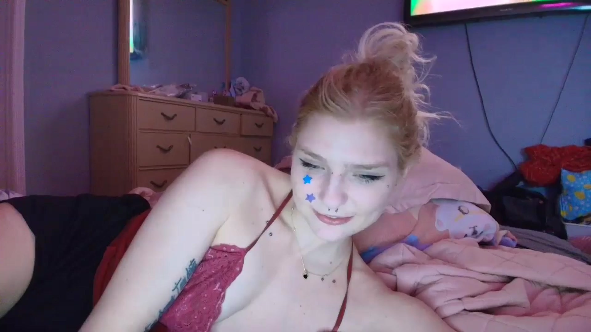 Gallery image thumbnail from DuckChan0's myfreecams stream on, 02/14/2025, 01:24 image 19 of 20