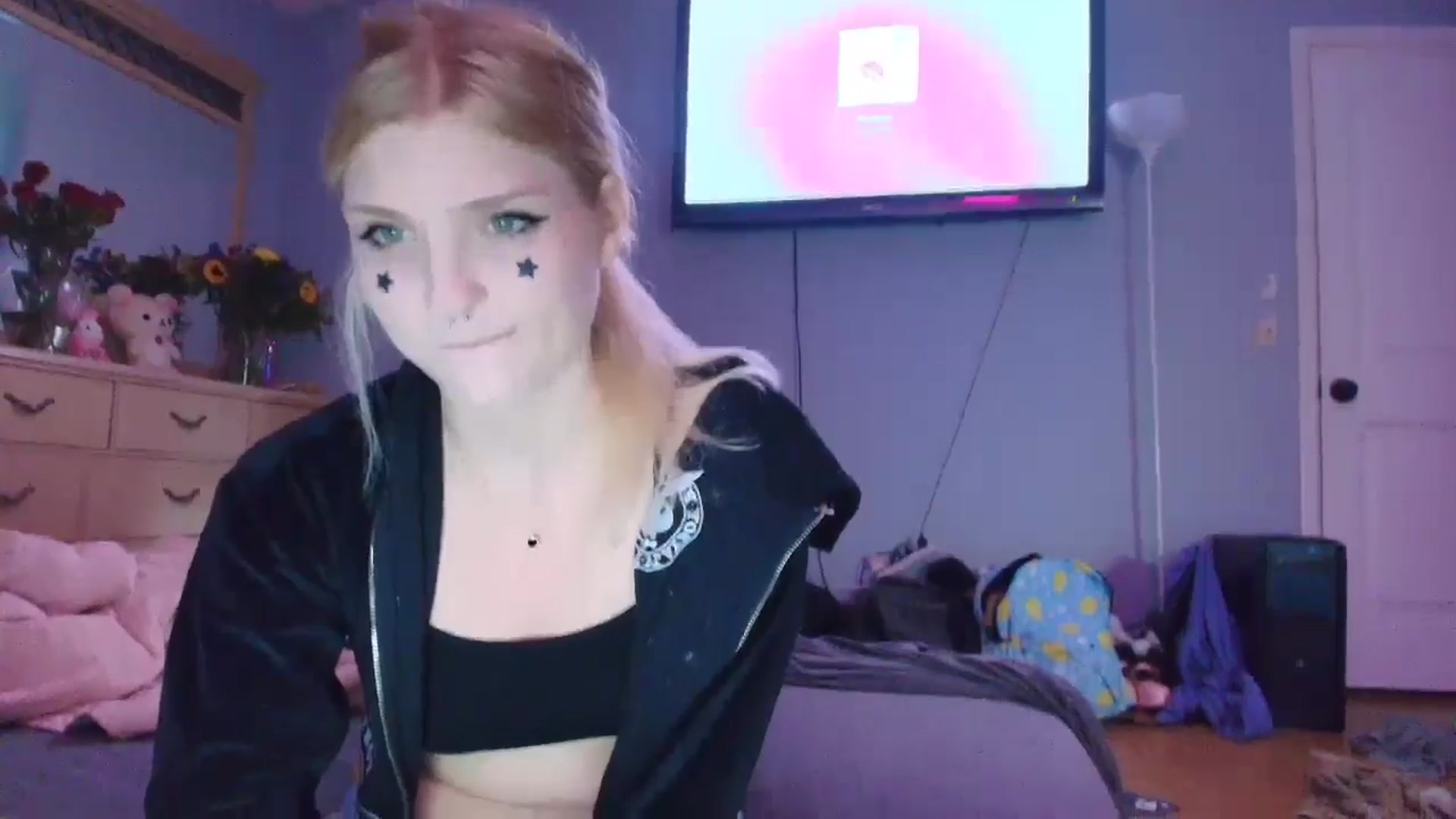 Gallery image thumbnail from DuckChan0's myfreecams stream on, 02/17/2025, 24:01 image 5 of 20