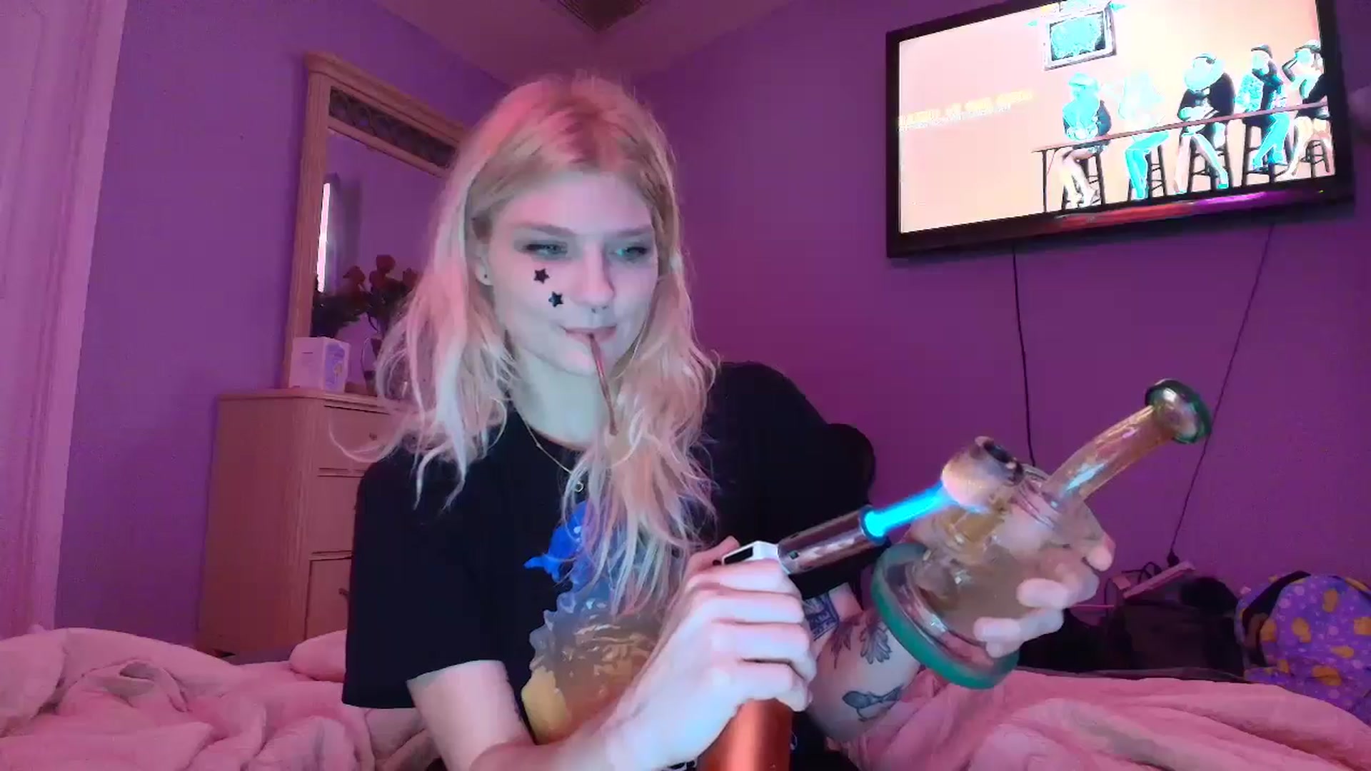 Gallery image thumbnail from DuckChan0's myfreecams stream on, 02/17/2025, 16:26 image 11 of 20