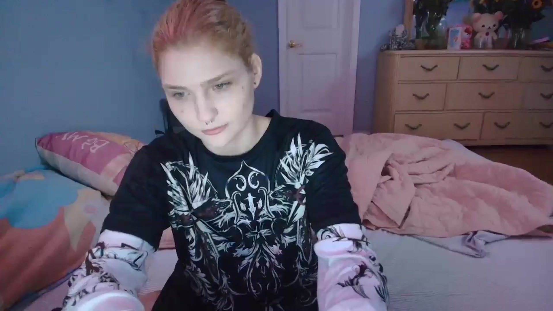 Gallery image thumbnail from DuckChan0's myfreecams stream on, 02/20/2025, 14:02 image 17 of 20