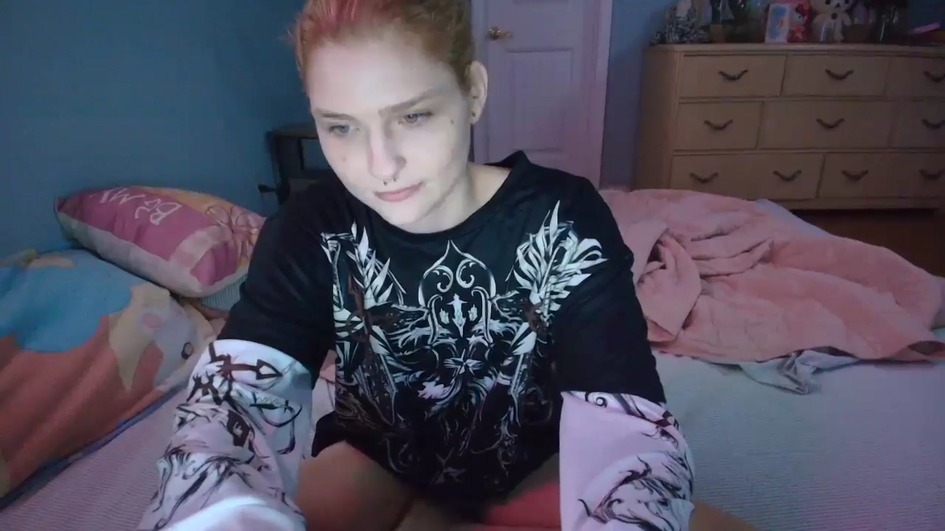 Gallery image thumbnail from DuckChan0's myfreecams stream on, 02/20/2025, 14:02 image 13 of 20