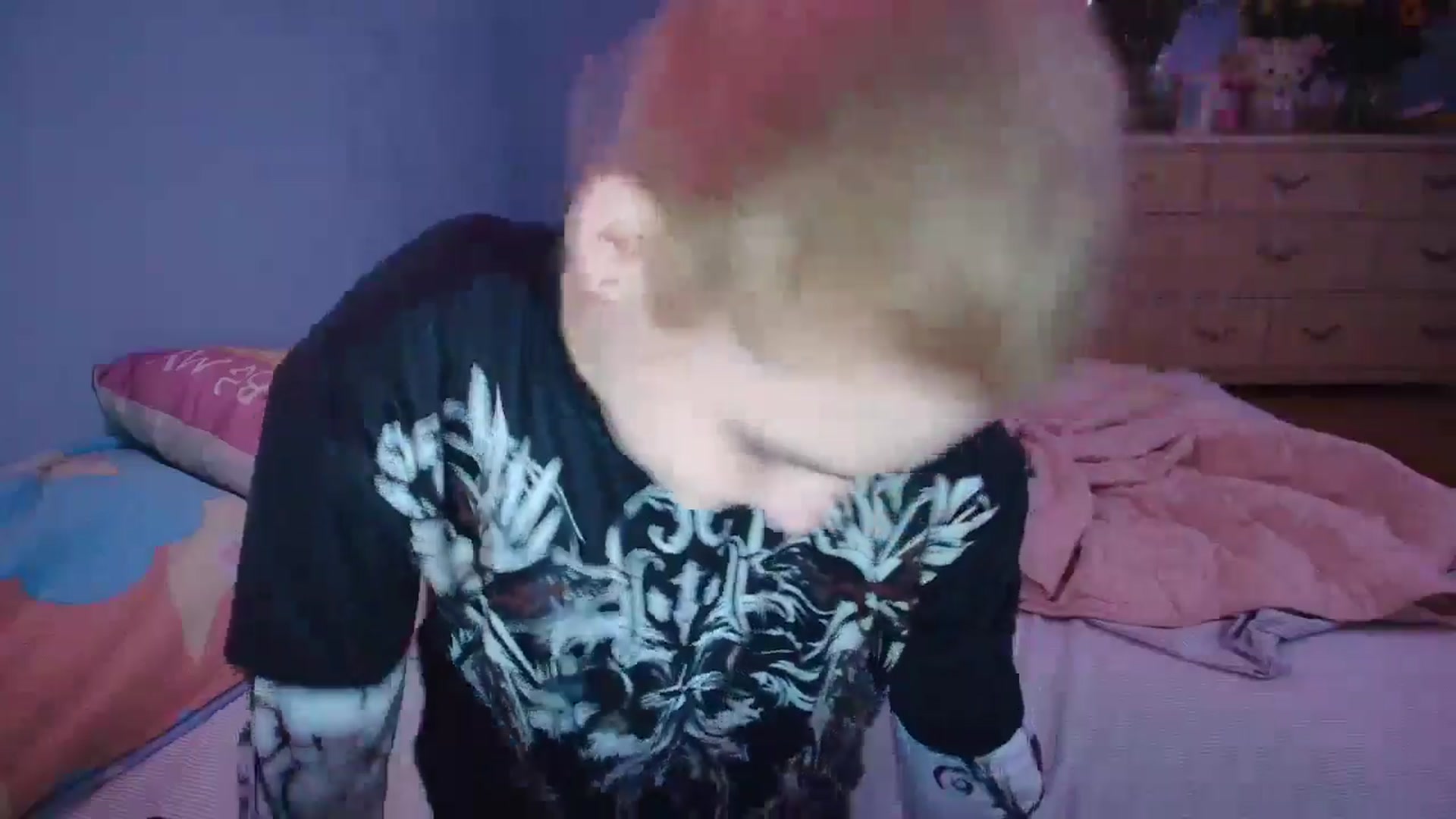 Gallery image thumbnail from DuckChan0's myfreecams stream on, 02/20/2025, 14:02 image 18 of 20