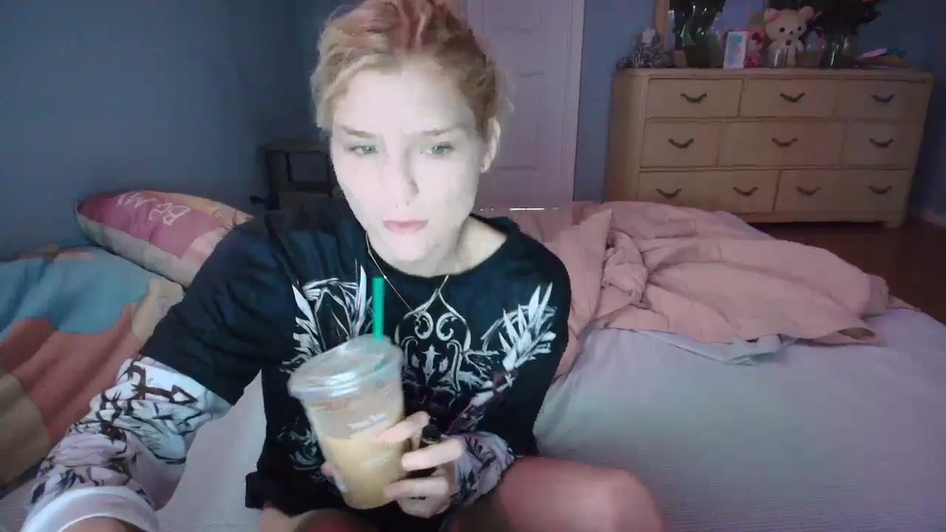 Gallery image thumbnail from DuckChan0's myfreecams stream on, 02/20/2025, 14:02 image 2 of 20