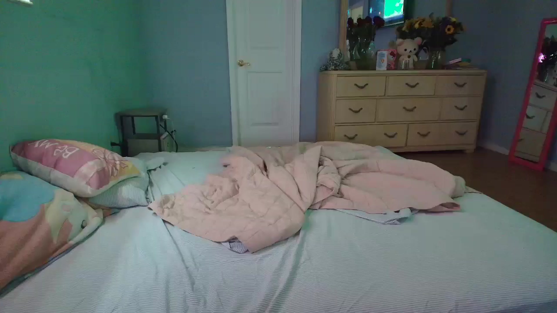 Gallery image thumbnail from DuckChan0's myfreecams stream on, 02/20/2025, 14:02 image 3 of 20