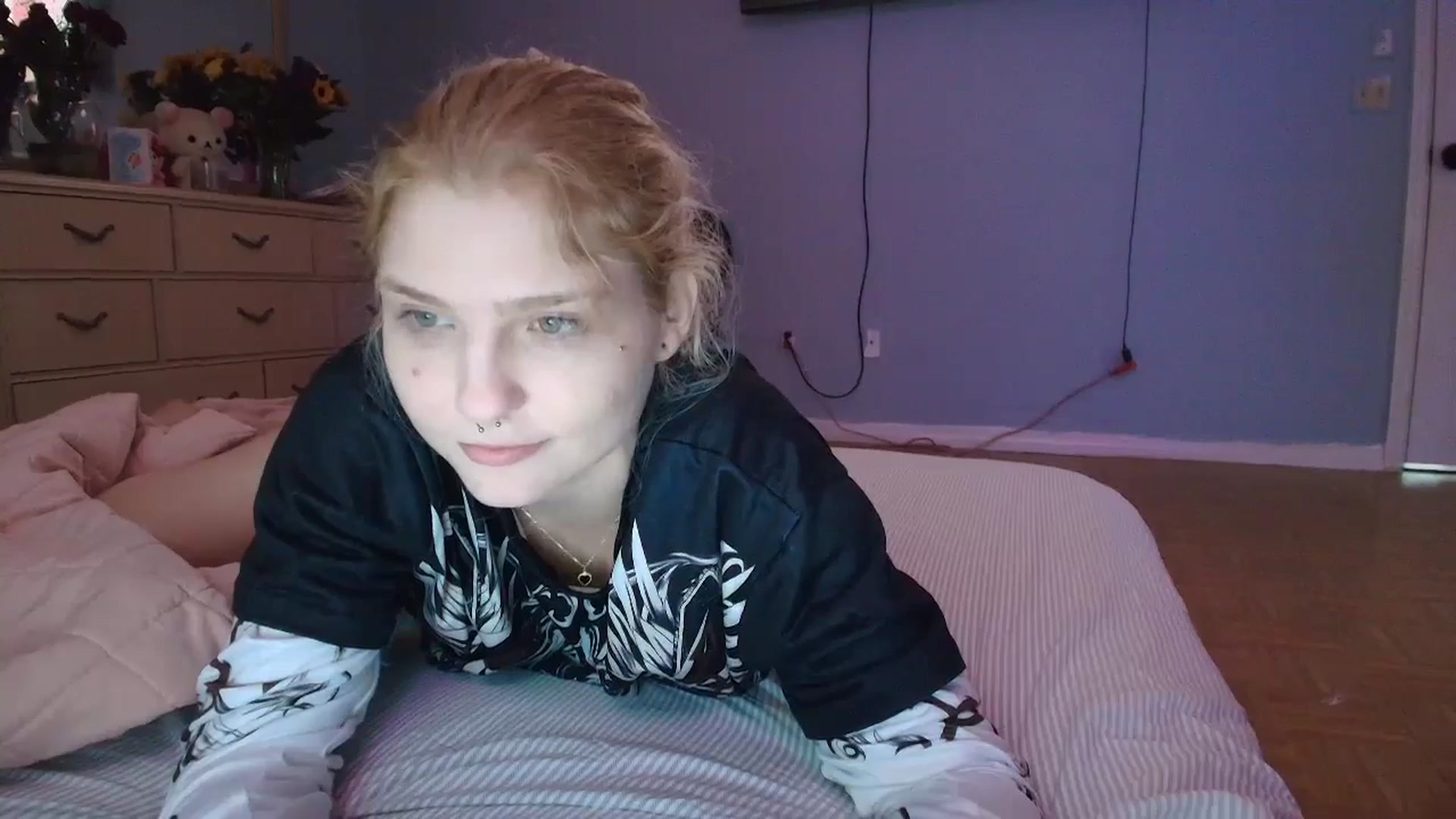 Gallery image thumbnail from DuckChan0's myfreecams stream on, 02/20/2025, 14:50 image 10 of 20