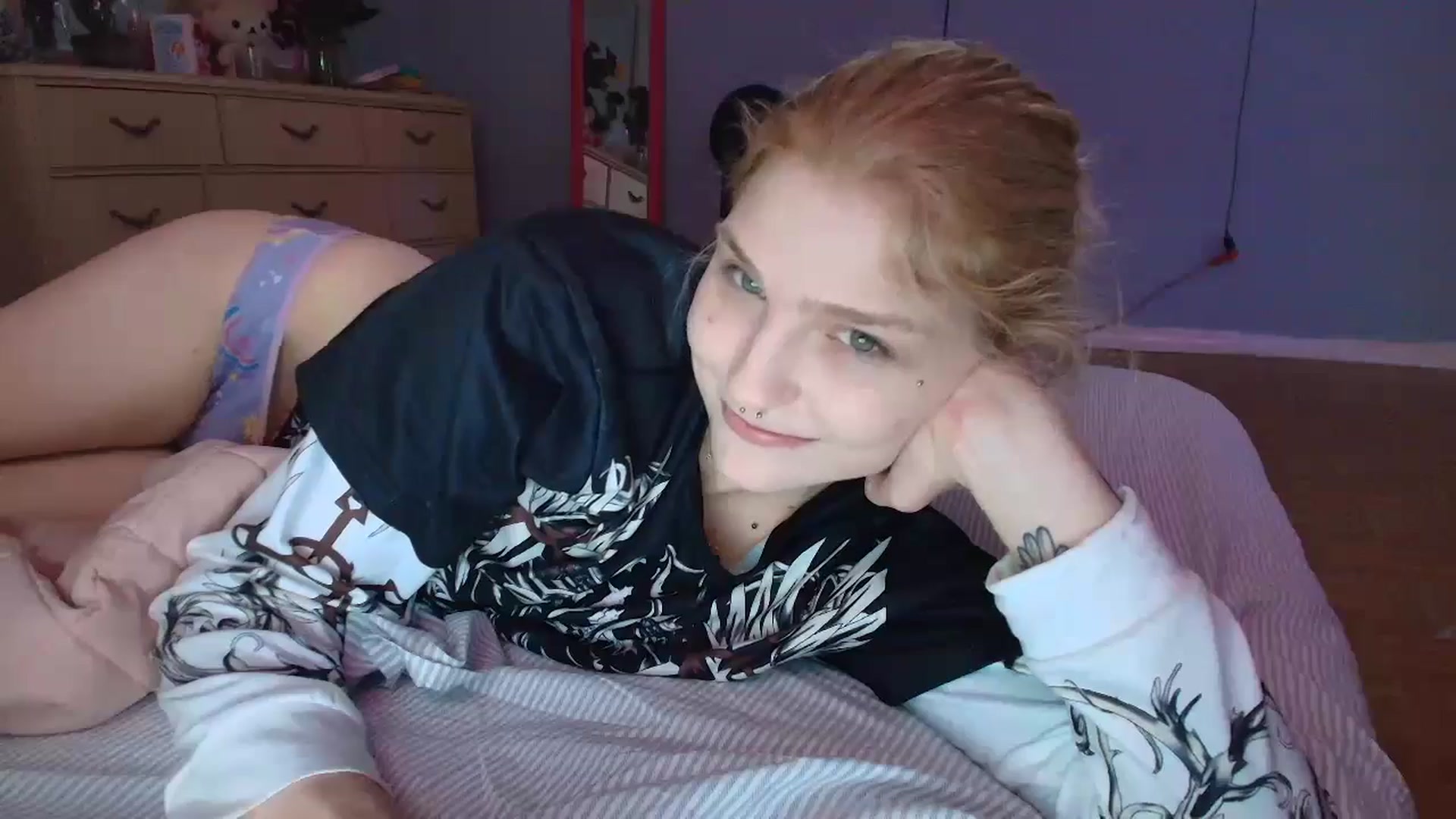 Gallery image thumbnail from DuckChan0's myfreecams stream on, 02/20/2025, 14:50 image 6 of 20