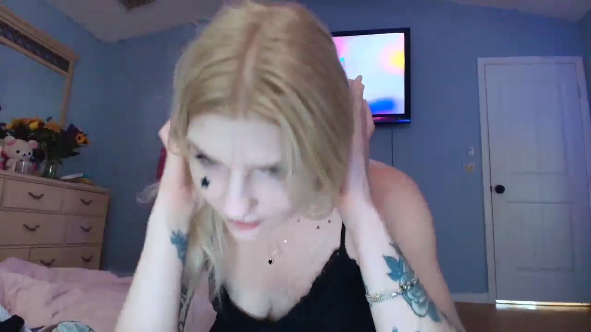 Gallery image thumbnail from DuckChan0's myfreecams stream on, 02/20/2025, 17:21 image 5 of 20
