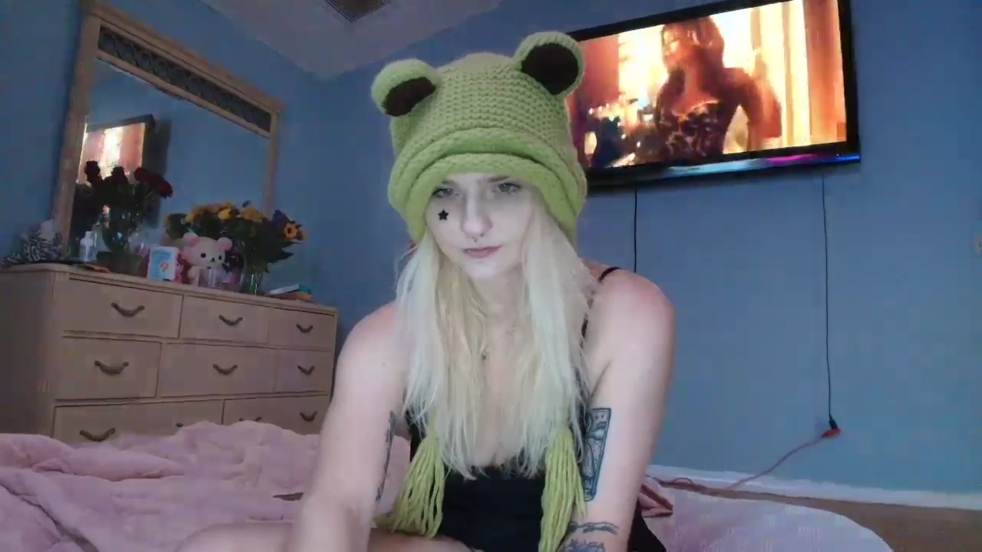 Gallery image thumbnail from DuckChan0's myfreecams stream on, 02/20/2025, 18:23 image 2 of 20