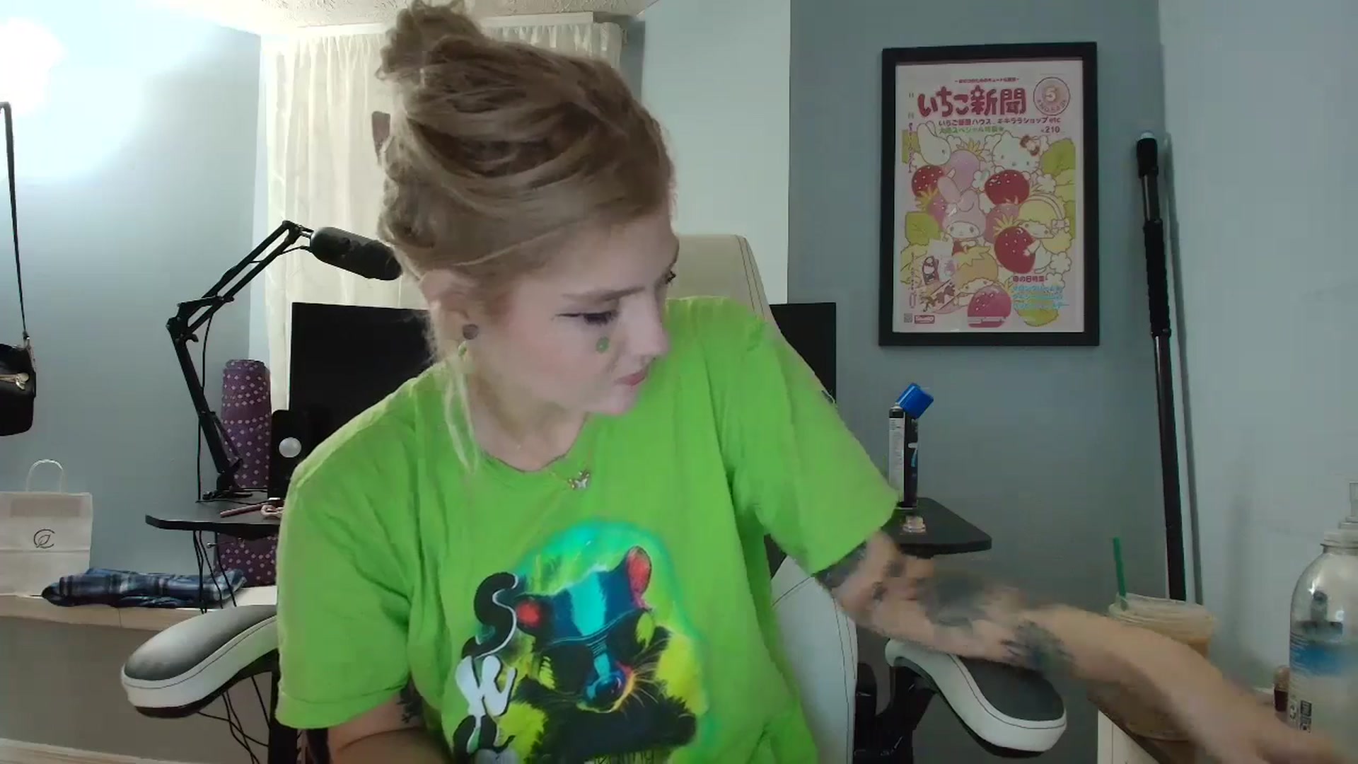 Gallery image thumbnail from DuckChan0's myfreecams stream on, 02/24/2025, 15:36 image 3 of 20