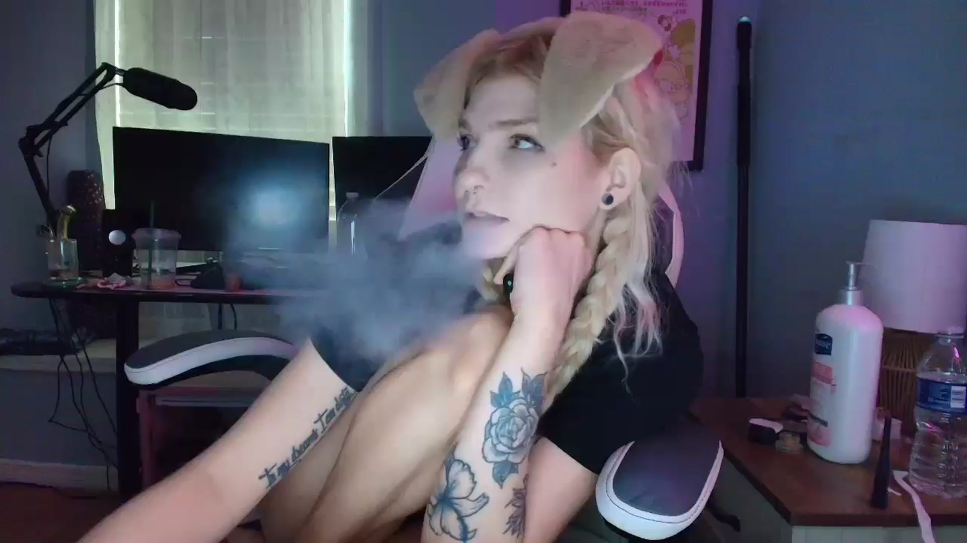 Gallery image thumbnail from DuckChan0's myfreecams stream on, 02/24/2025, 16:48 image 1 of 20