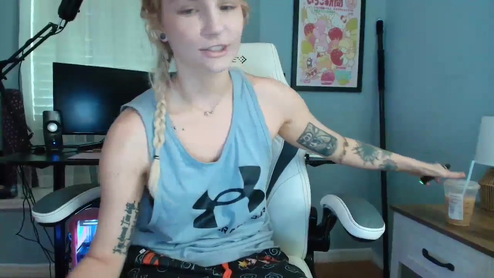Gallery image thumbnail from DuckChan0's myfreecams stream on, 02/25/2025, 15:23 image 6 of 20