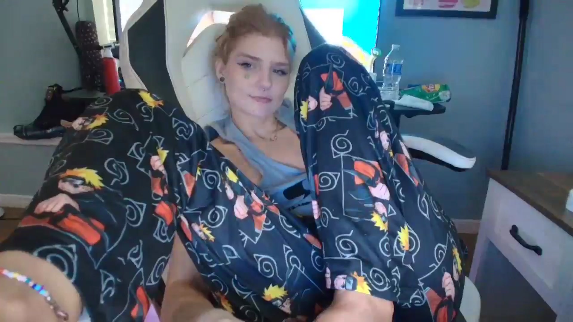 Gallery image thumbnail from DuckChan0's myfreecams stream on, 02/25/2025, 16:32 image 11 of 20