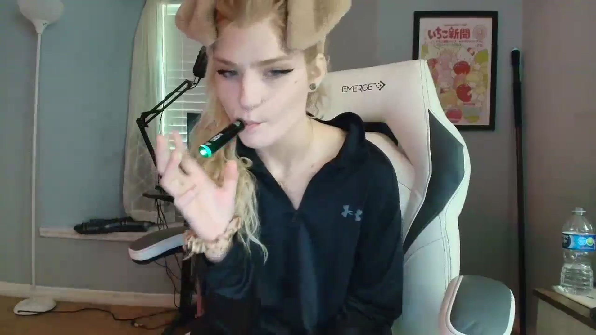 Gallery image thumbnail from DuckChan0's myfreecams stream on, 02/26/2025, 15:54 image 4 of 20