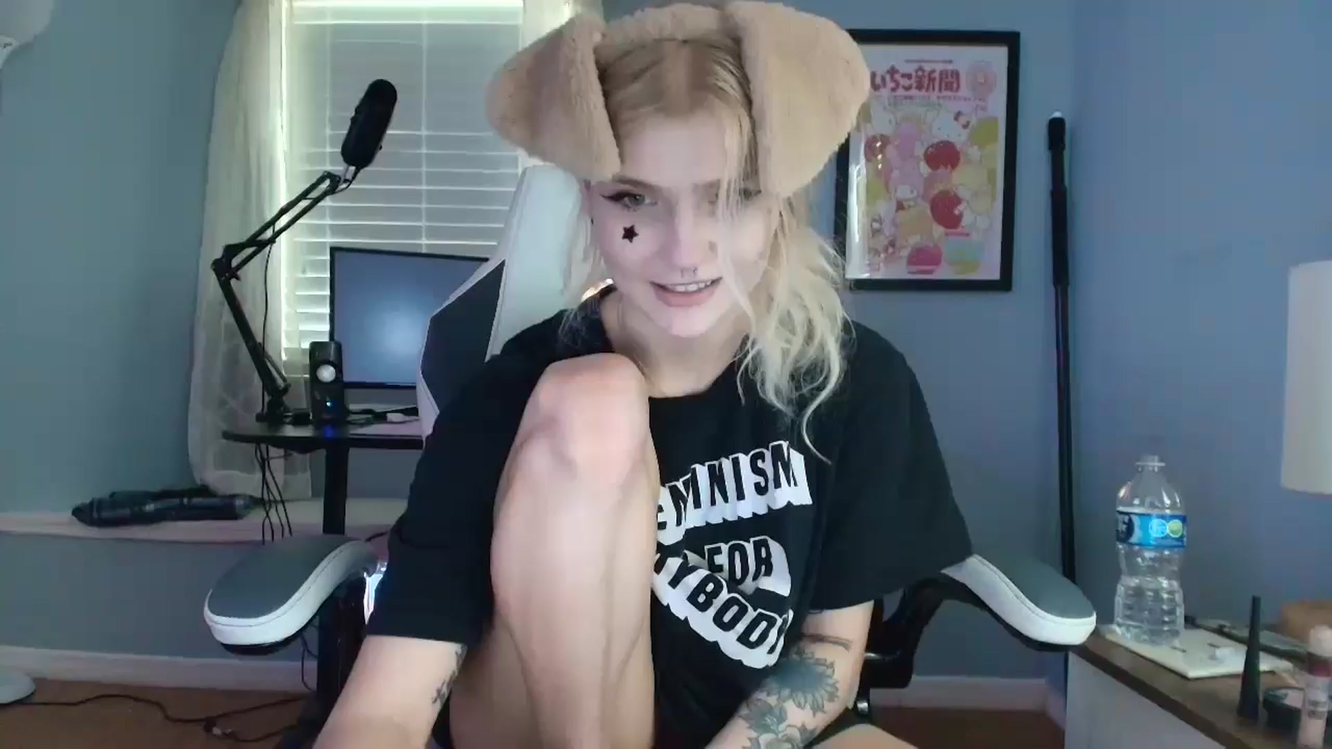 Gallery image thumbnail from DuckChan0's myfreecams stream on, 02/26/2025, 17:08 image 1 of 20