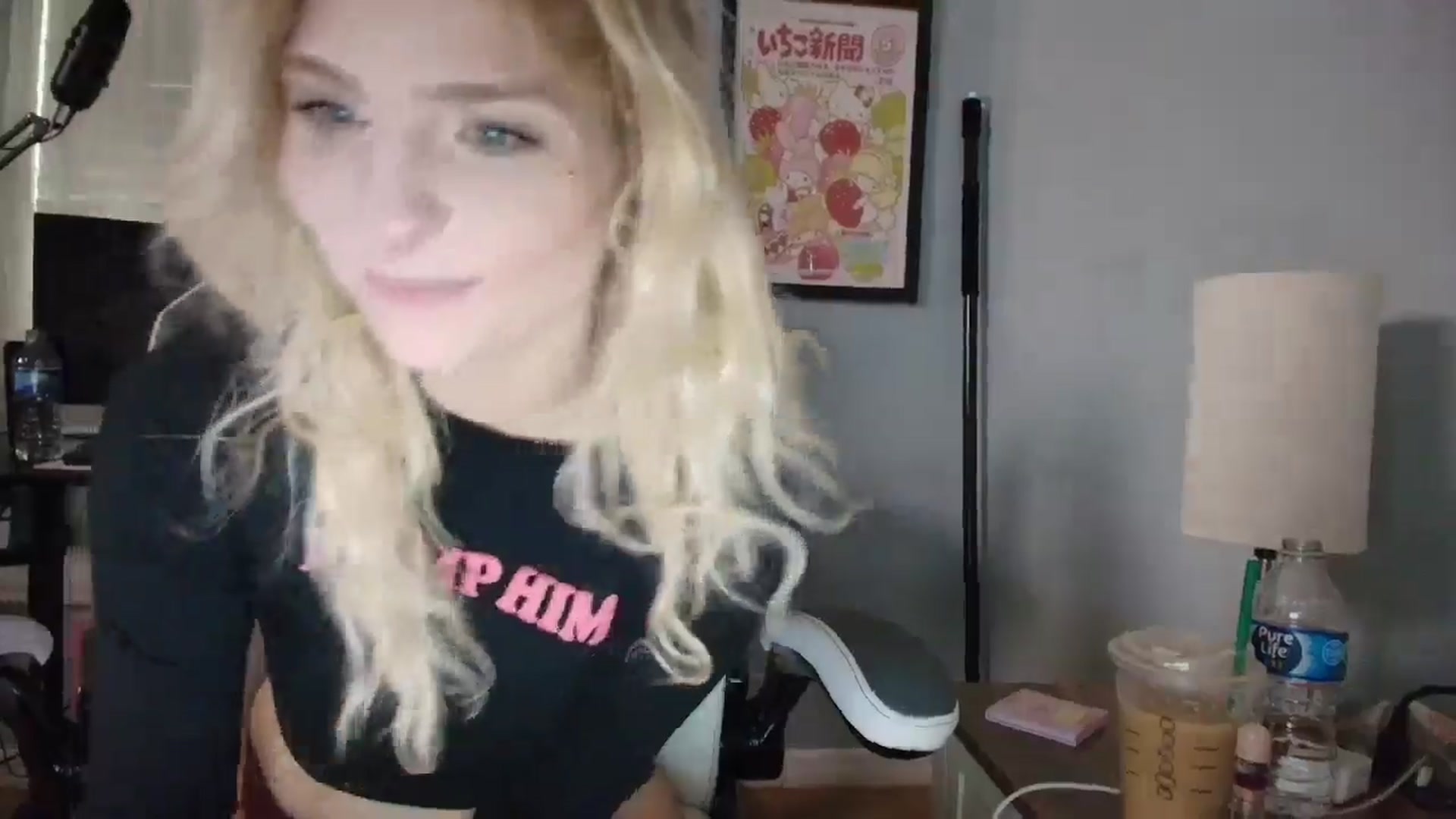 Gallery image thumbnail from DuckChan0's myfreecams stream on, 02/28/2025, 13:46 image 15 of 20