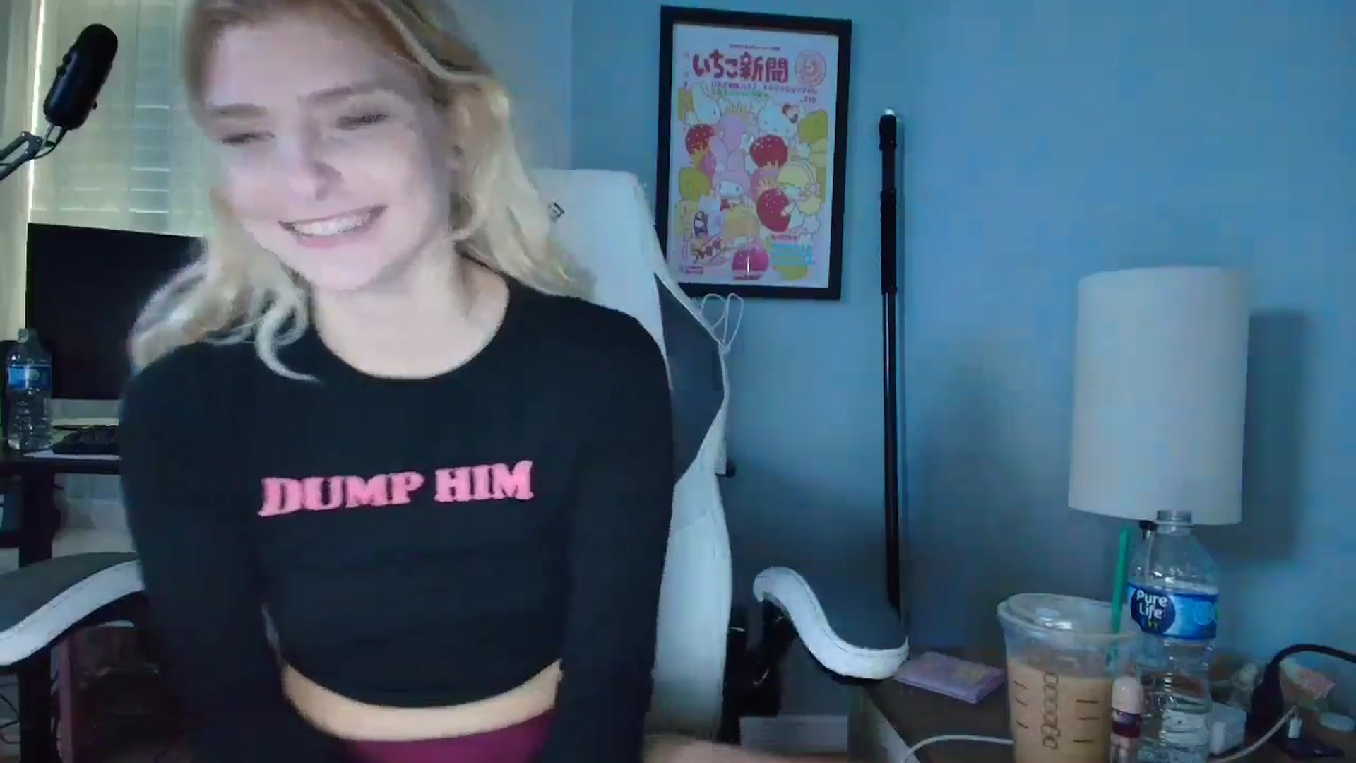 Gallery image thumbnail from DuckChan0's myfreecams stream on, 02/28/2025, 13:46 image 19 of 20