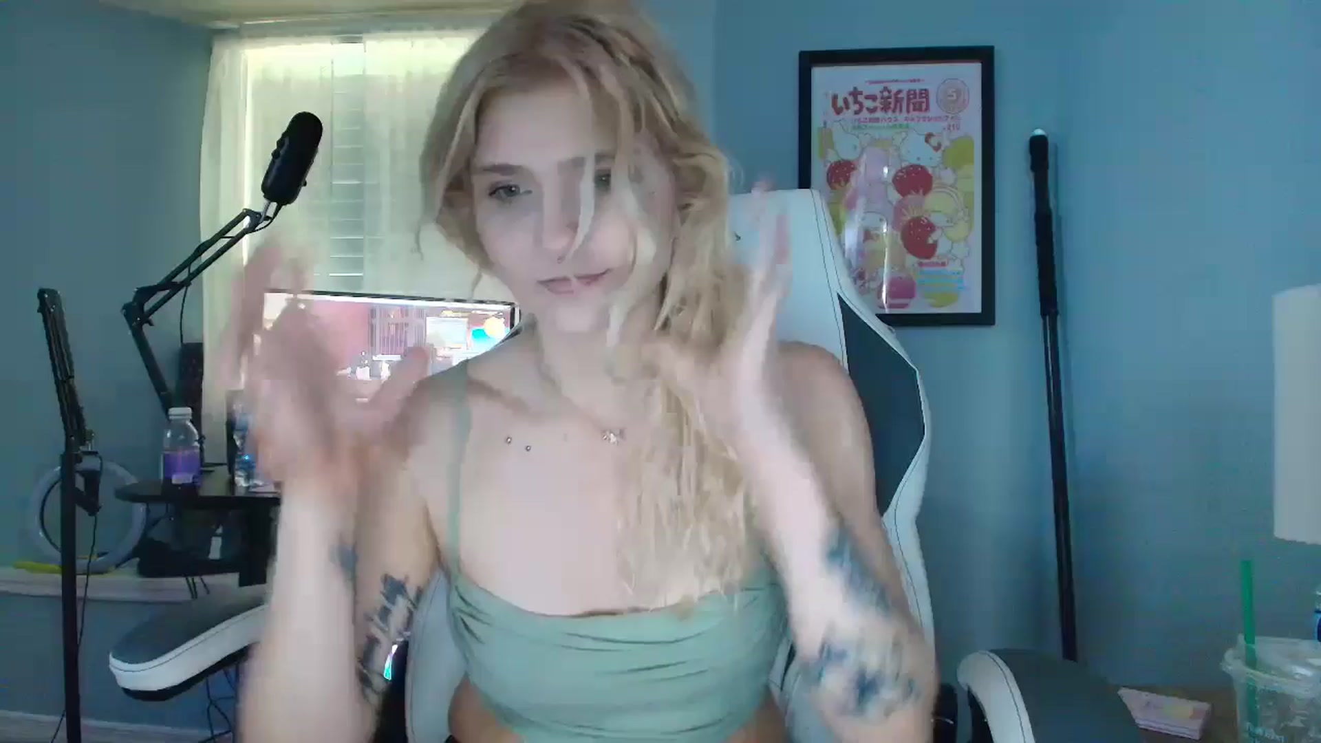 Gallery image thumbnail from DuckChan0's myfreecams stream on, 02/28/2025, 15:47 image 4 of 20