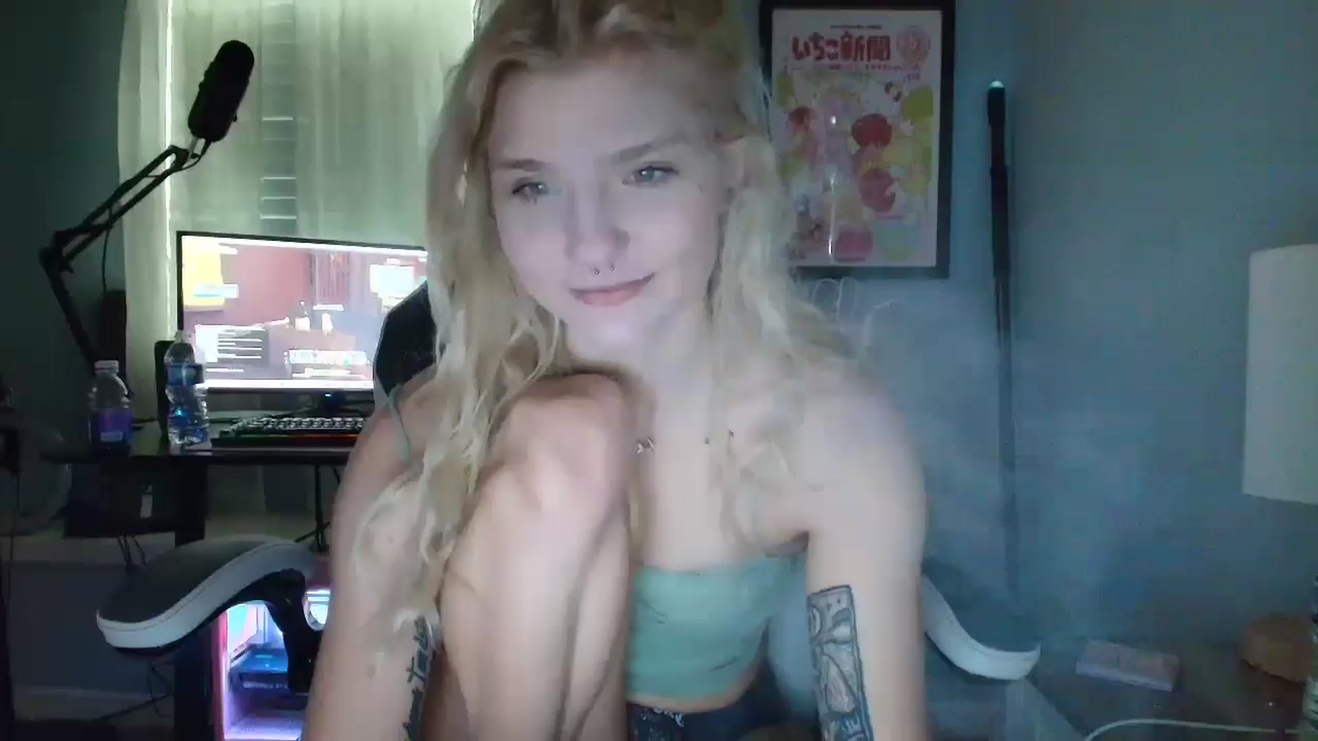 Gallery image thumbnail from DuckChan0's myfreecams stream on, 02/28/2025, 16:18 image 1 of 20