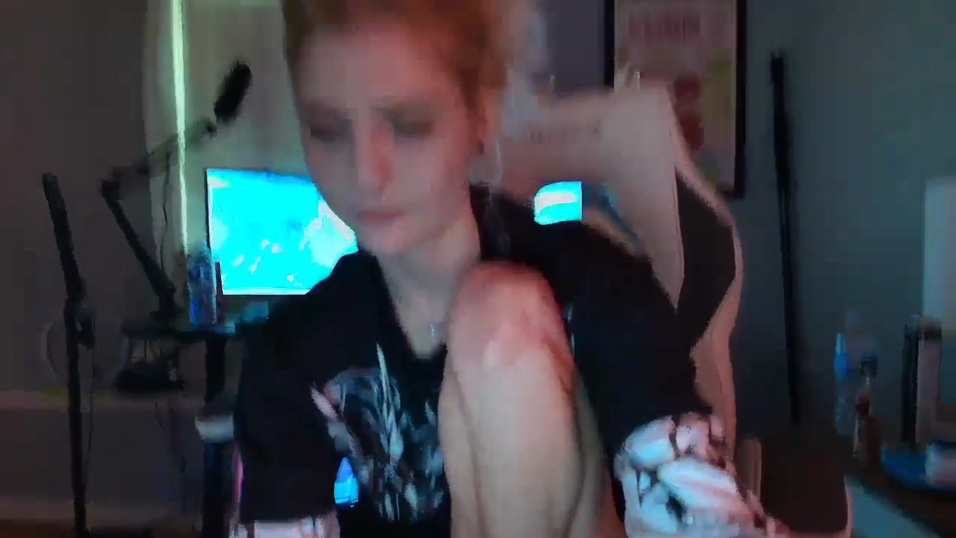 Gallery image thumbnail from DuckChan0's myfreecams stream on, 03/01/2025, 17:33 image 11 of 20