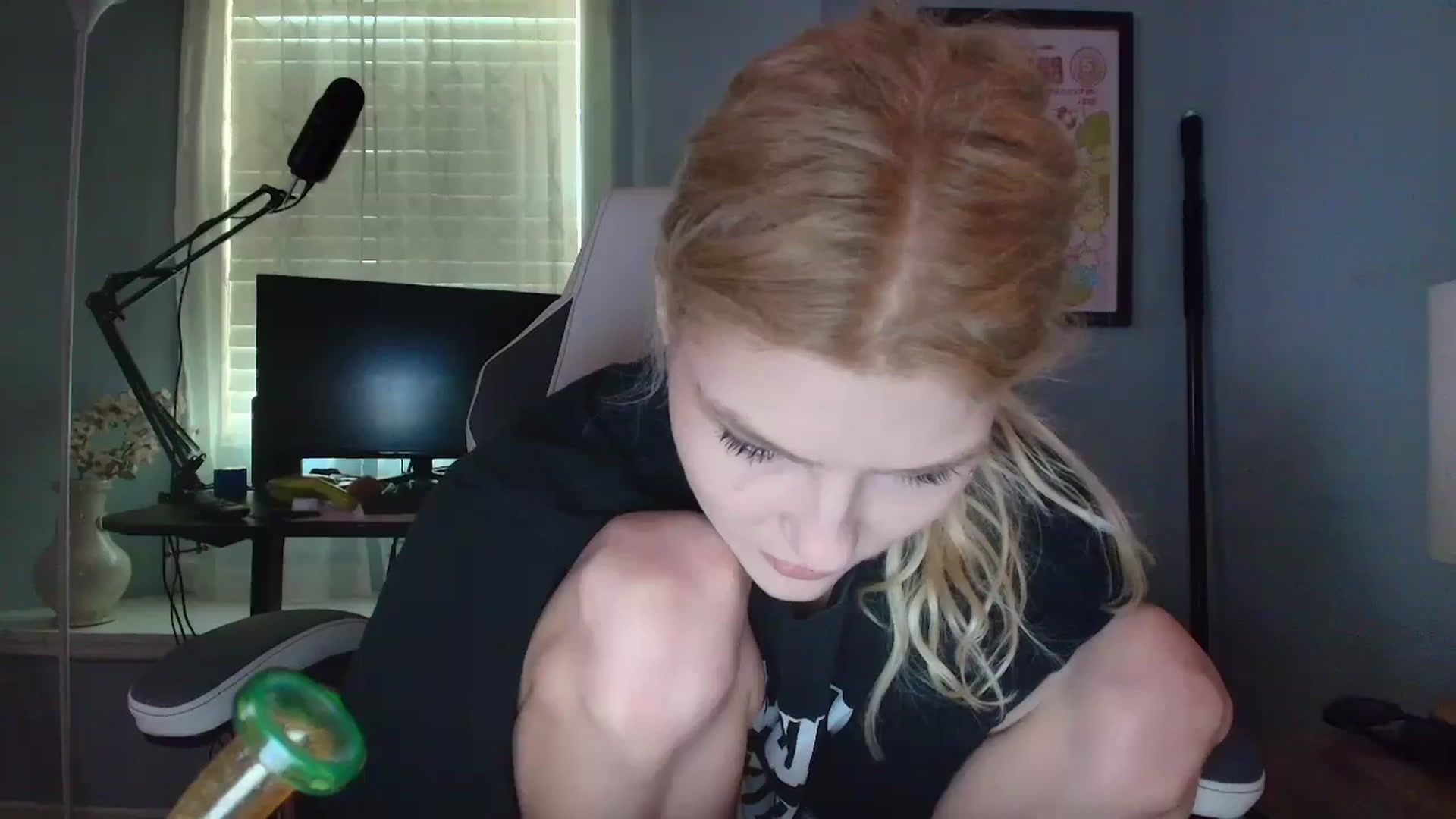 Gallery image thumbnail from DuckChan0's myfreecams stream on, 03/03/2025, 14:48 image 7 of 20