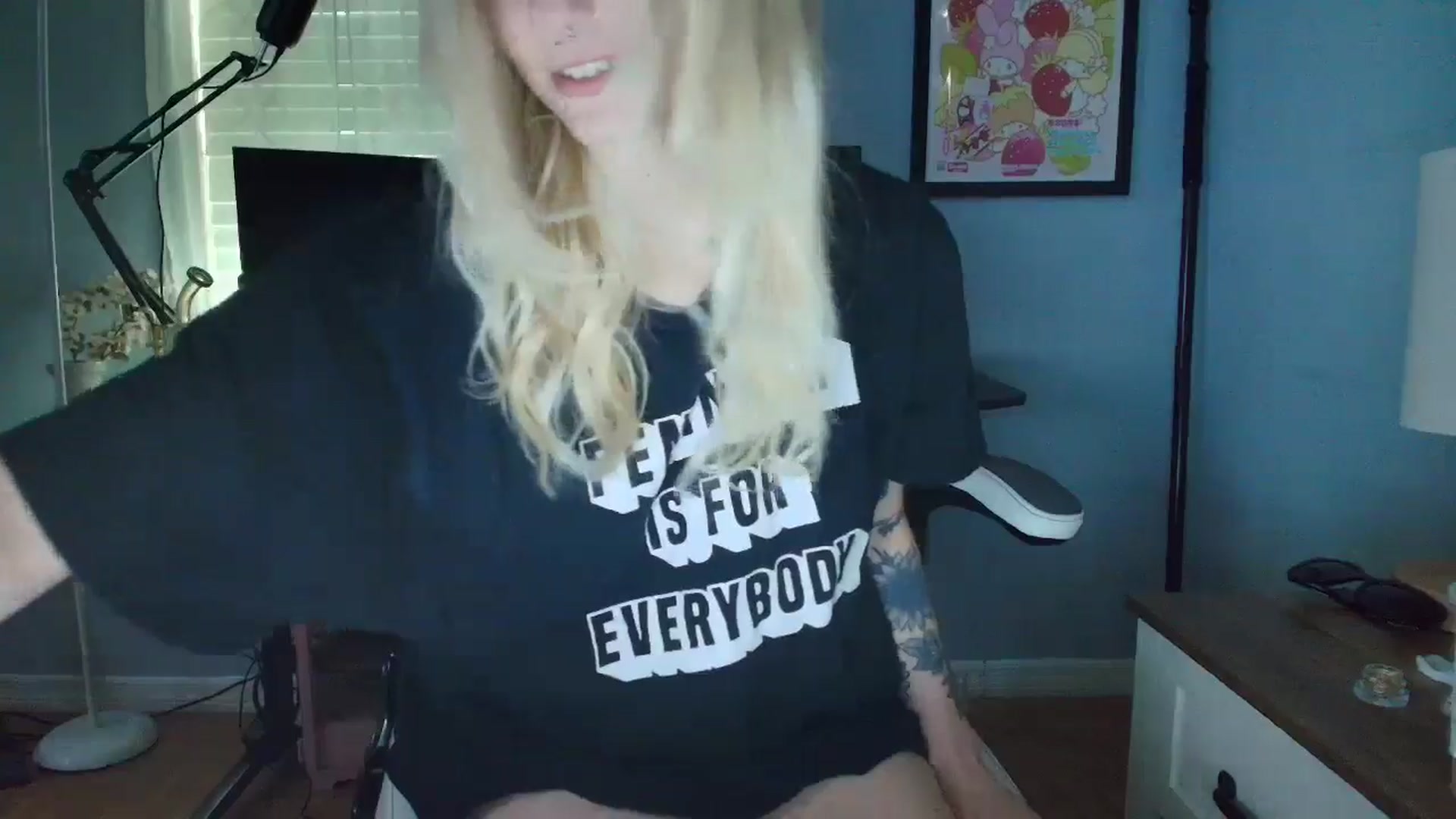 Gallery image thumbnail from DuckChan0's myfreecams stream on, 03/03/2025, 14:48 image 20 of 20