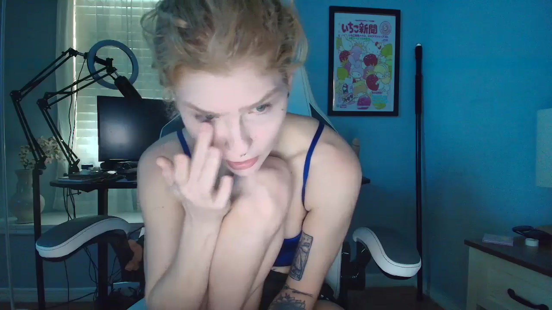 Gallery image thumbnail from DuckChan0's myfreecams stream on, 03/04/2025, 14:21 image 2 of 20