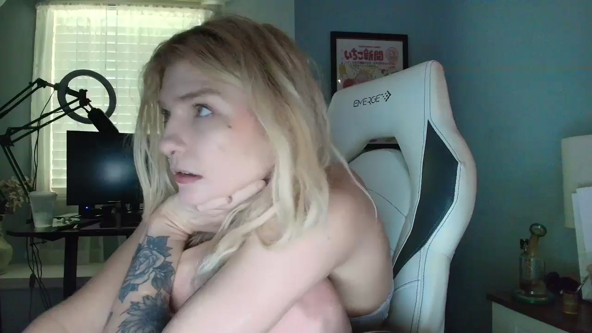 Gallery image thumbnail from DuckChan0's myfreecams stream on, 03/05/2025, 14:26 image 5 of 20