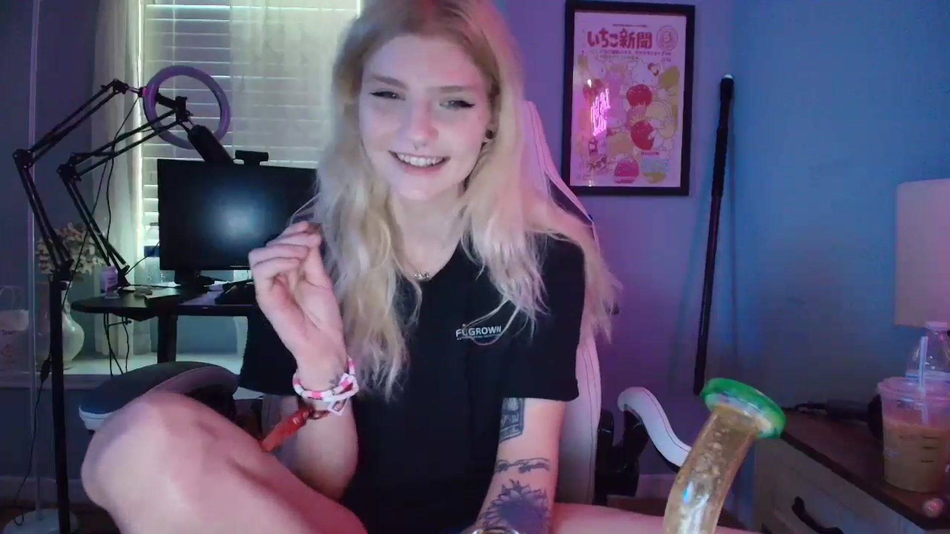 Gallery image thumbnail from DuckChan0's myfreecams stream on, 03/07/2025, 13:53 image 11 of 20