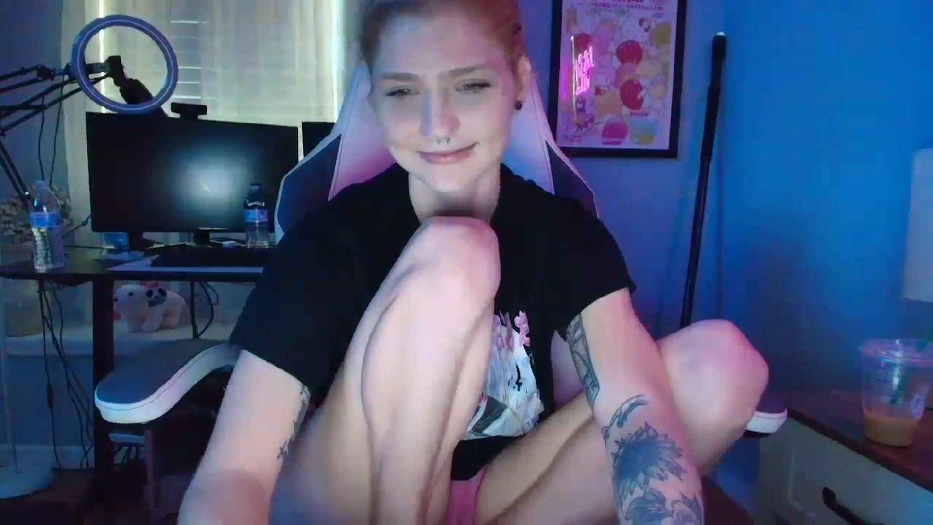 Gallery image thumbnail from DuckChan0's myfreecams stream on, 03/08/2025, 15:51 image 18 of 20