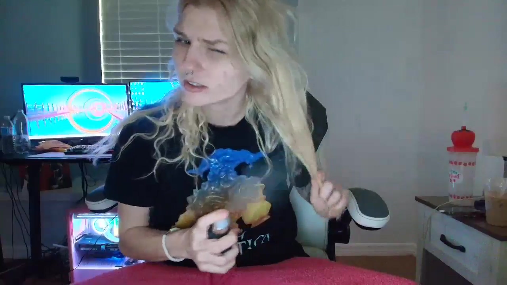 Gallery image thumbnail from DuckChan0's myfreecams stream on, 03/11/2025, 13:53 image 5 of 20