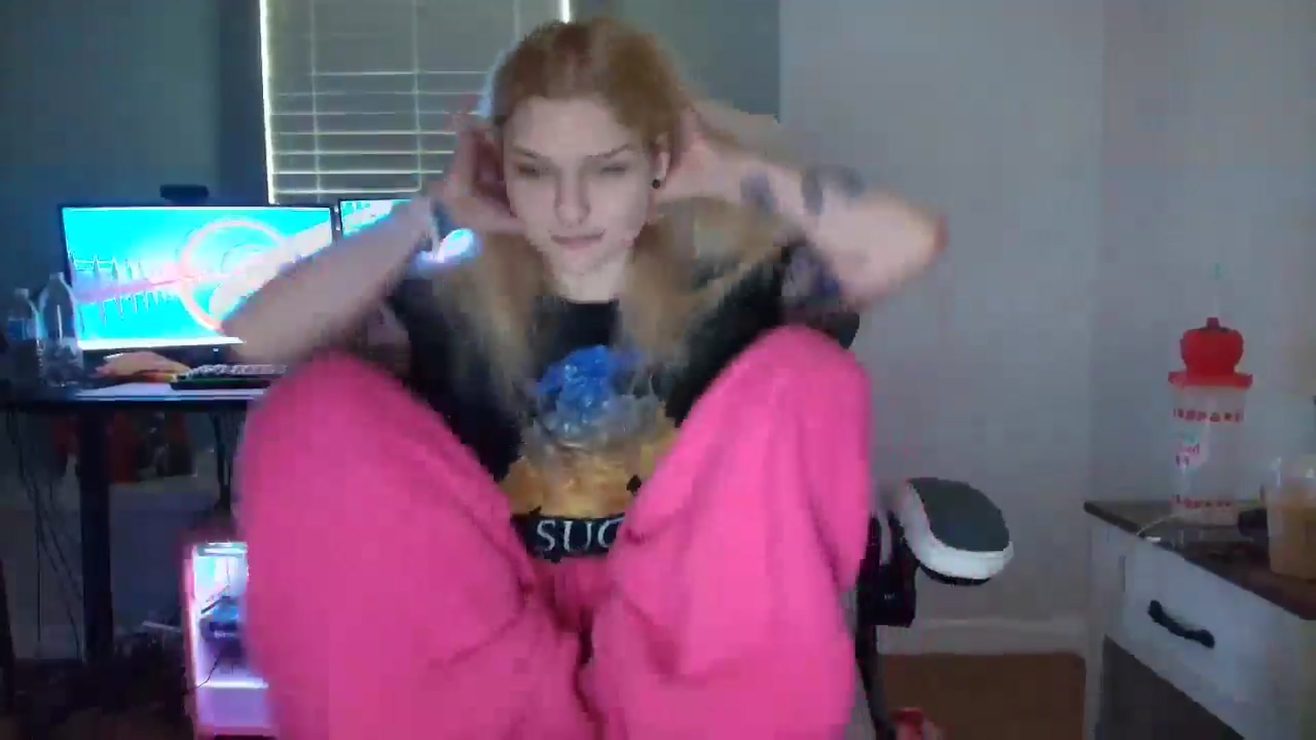 Gallery image thumbnail from DuckChan0's myfreecams stream on, 03/11/2025, 13:53 image 7 of 20