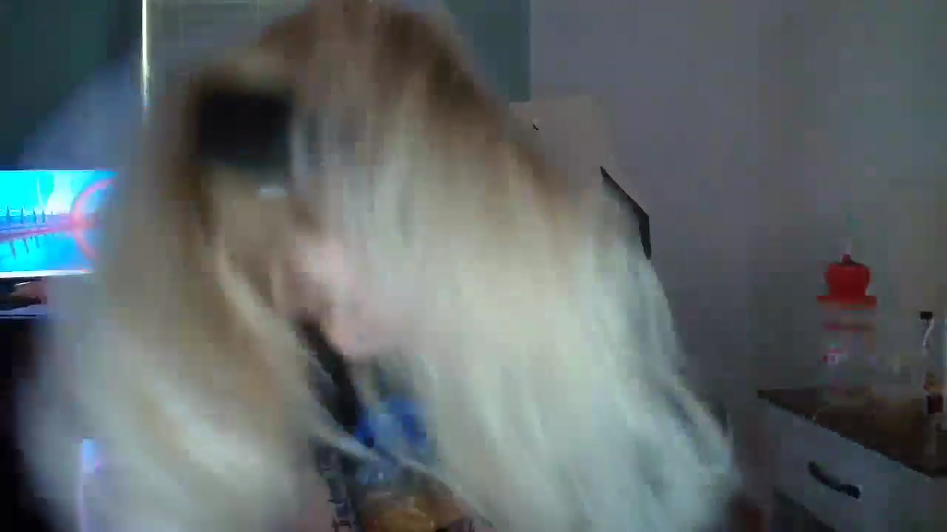 Gallery image thumbnail from DuckChan0's myfreecams stream on, 03/11/2025, 14:42 image 5 of 20