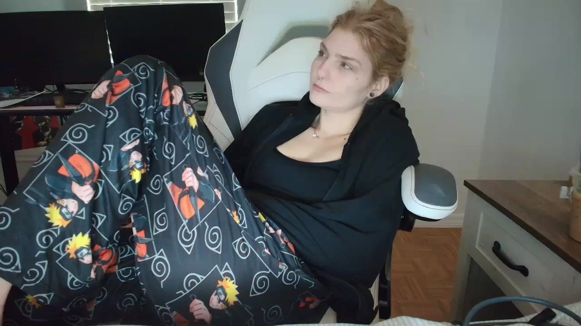Gallery image thumbnail from DuckChan0's myfreecams stream on, 03/13/2025, 14:58 image 2 of 20