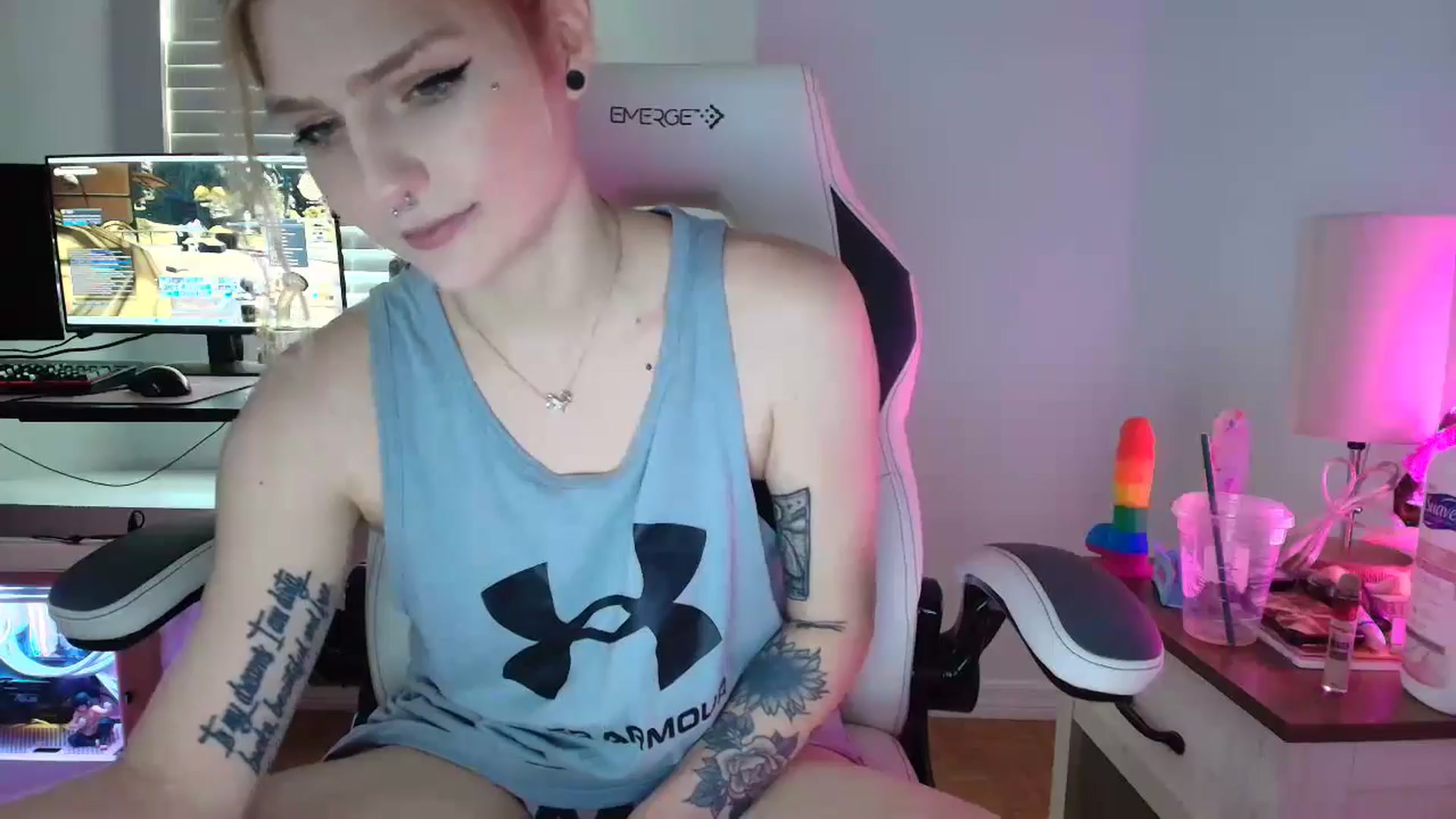 Gallery image thumbnail from DuckChan0's myfreecams stream on, 03/17/2025, 15:59 image 2 of 20