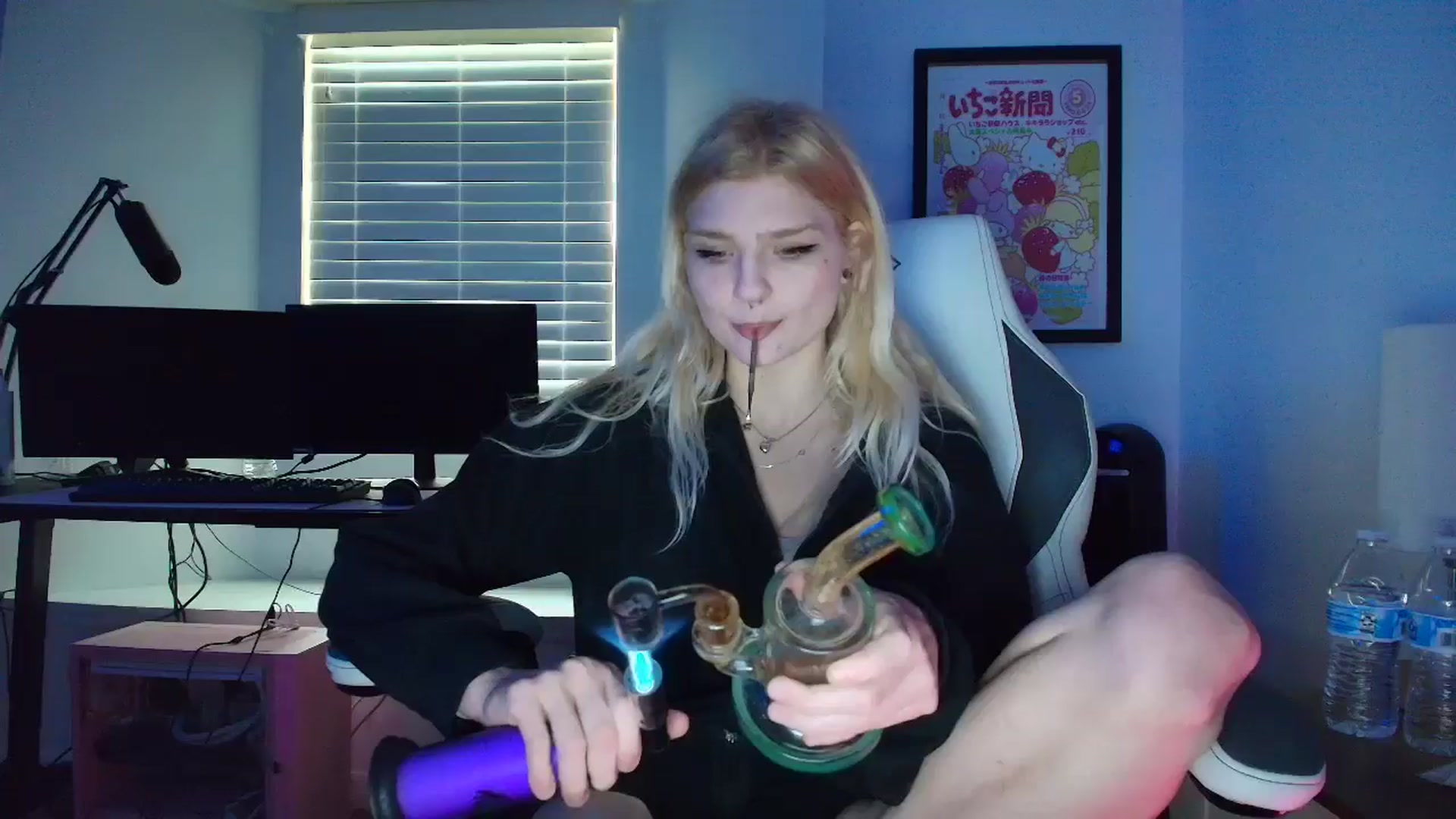 Gallery image thumbnail from DuckChan0's myfreecams stream on, 04/08/2025, 16:05 image 3 of 20