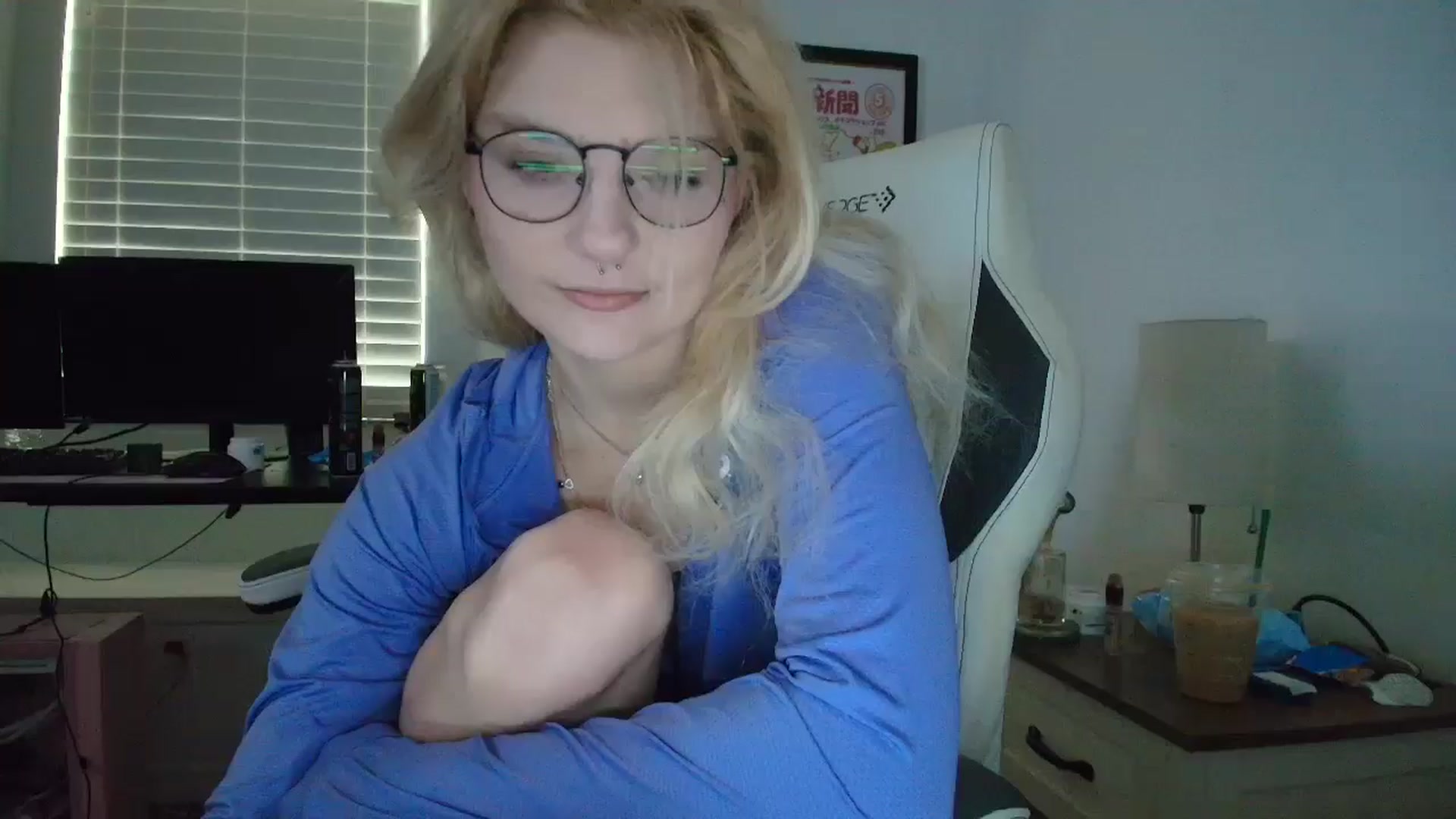 Gallery image thumbnail from DuckChan0's myfreecams stream on, 04/11/2025, 14:44 image 3 of 20